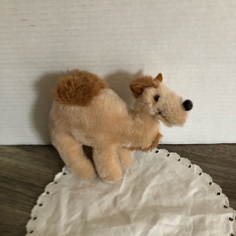 Vtg Plush Camel